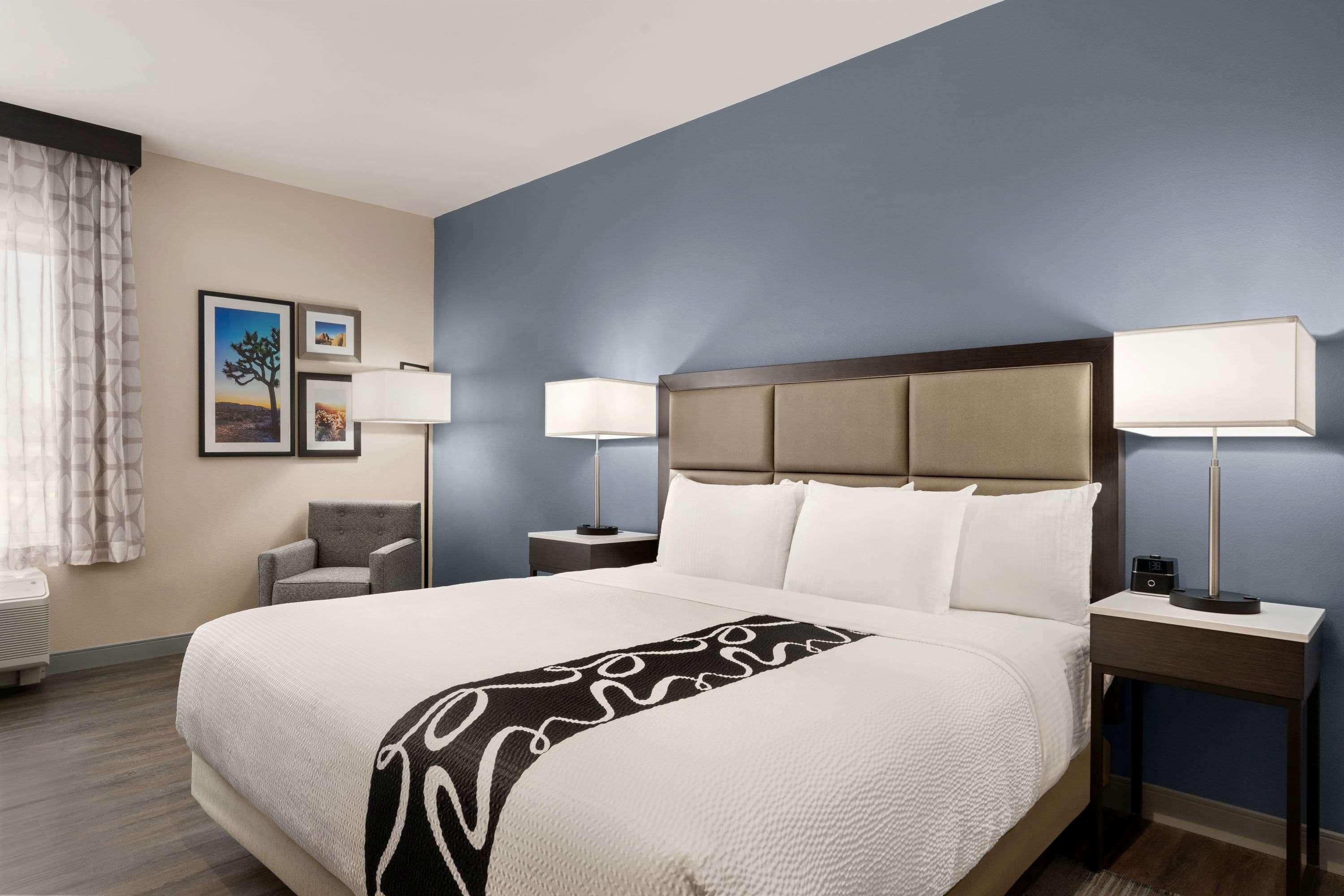 La Quinta Inn & Suites By Wyndham San Bernardino Exterior foto