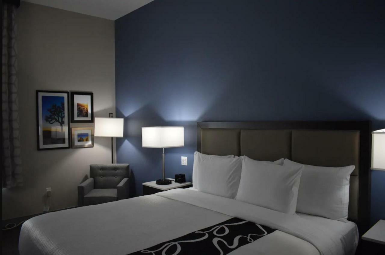 La Quinta Inn & Suites By Wyndham San Bernardino Exterior foto